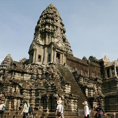 Angkor Wat temppeli kambodjassa.