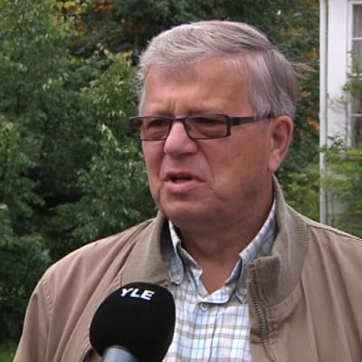 Pohjanmaan SDP:n entinen toiminnanjohtaja Aarne Heikkilä.