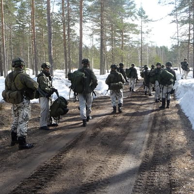 Lappeenranan maasotakoulun kadetit leirillä
