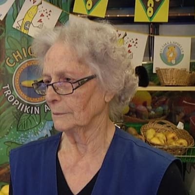 Inge-May Henelius on toiminut K-kauppiaana peräti 64 vuotta.