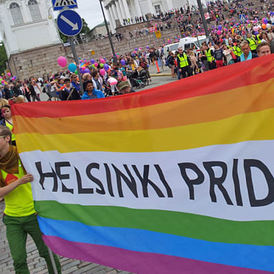 Helsinki Pride kulkue