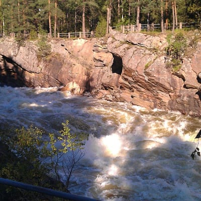 Vuoksen kuohuja Imatralla.