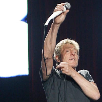 The Whon laulaja Roger Daltrey lavalla.