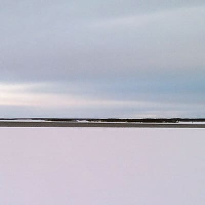 Kokkolan merivartioasemalta otetussa kuvassa näkyy avomeri kalasatama Trullevin edustalla.