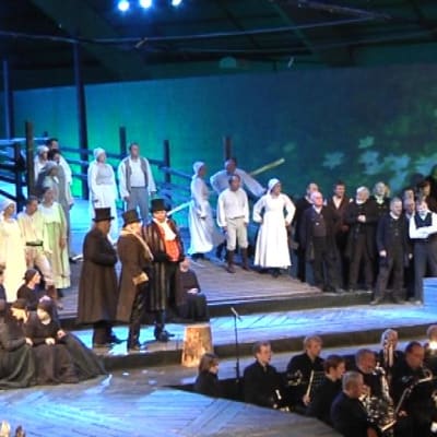 Kuva oopperan kesän 2009 esityksestä.