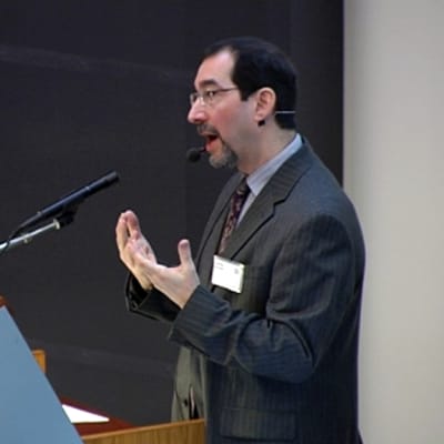 Amerikkalaisprofessori Andrew Moskowitz.