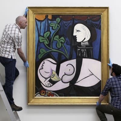 Pablo Picasson maalaus Nu au Plateau de Sculpteur