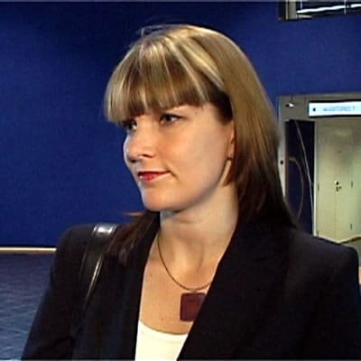 Hallinto- ja kuntaministeri Mari Kiviniemi Pohjanmaan uutisten haastattelussa.