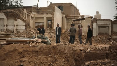 Kina bygger om Kashgars historiska gamla stad och kör bort uigurer