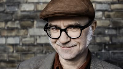 Den danske kriminalförfattaren Lars Kjaedegaard
