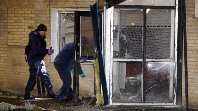 Ett fastighetskontor i stadsdelen Rosengård i Malmö utsattes för ett sprängdåd den 21 december 2014.