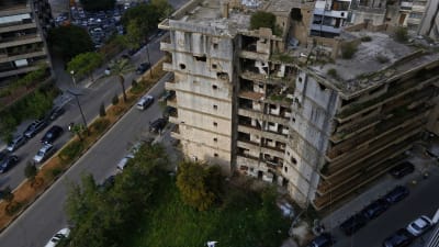 Ett höghus i ruiner i Beirut.