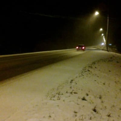 Valtatie 8:lla pyryttää.