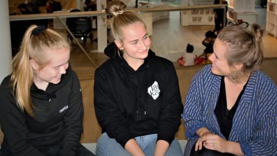 Isabelle Sommardal, Ronja Schalin och Eva-Maria Koskinen
