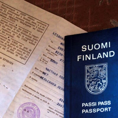 Neuvostoliiton aikainen viisumi ja suomalainen passi 1990-luvun alusta