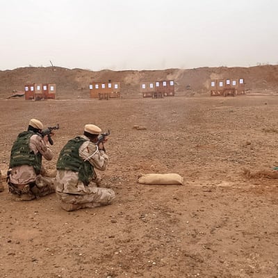 sotilaita harjoittelee irakissa