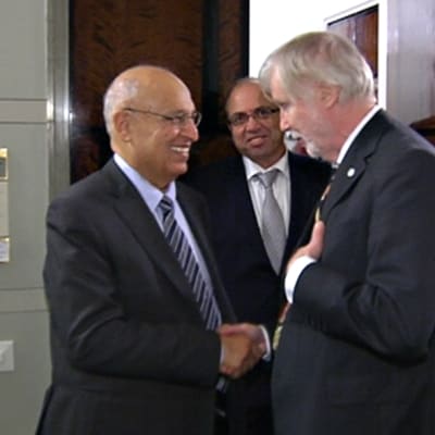 Nabil Shaath ja Erkki Tuomioja