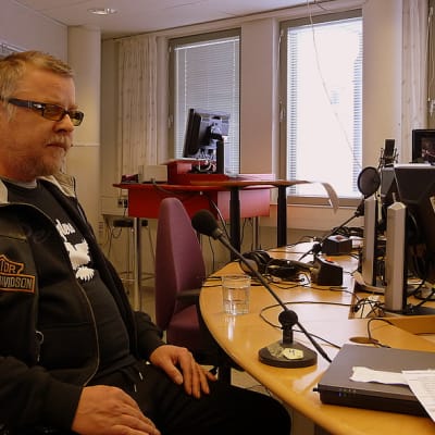 Imatralainen musiikkimies Ina Heino vieraili Etelä-Karjalan Radion keskiviikkovieraana.