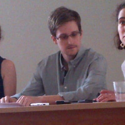Snowden under en presskonferens i Moskva  den 12 juli 2013