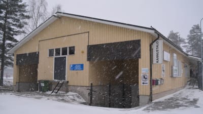 Borgå gamla järnhandel flyttar till källaren på Montörsvägen 8 i februari 2017