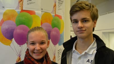 Nicklas Prag och Johanna Weilandt på maata näkyvissä- festivalen i Åbo 2014