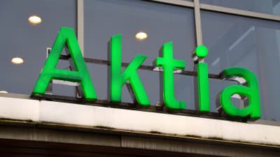 Skylt med texten "Aktia"