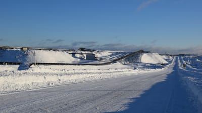 Sora malmhögar i Talvivaara i januari2015