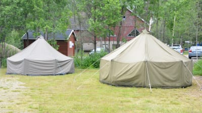 Tält på scoutläger