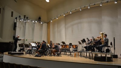 Åbo filharmoniska orkester övar.