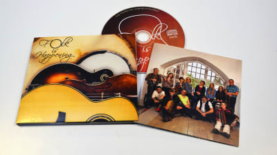 CD:n Folk is Happening.