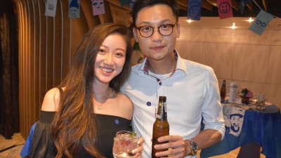 Anita Cheung och hennes pojkvän uppskattar finskt öl och prisbelönt finsk gin & tonic.