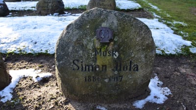 Jägare Simon Ilolas grav i Kellinghusen