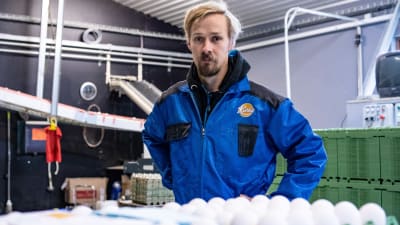 Jussi Rekola är äggproducent i Egentliga Finland. Han odlar också spannmål och sockerbetor.