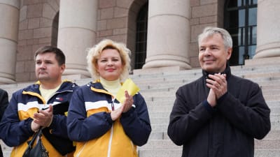  Olga Dibrova ja Pekka Haavisto.