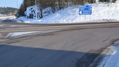 Uppfart från motorväg vid Gammelby i Lovisa.