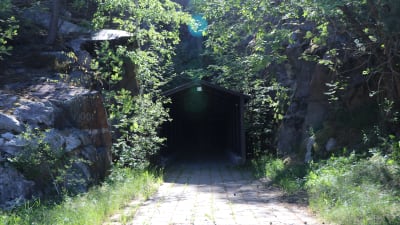 Ingången till de underjordiska utrymmena.