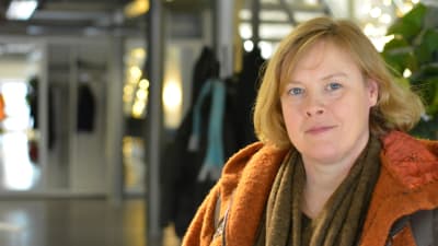 Sannikka Björklund tar över Kirjais byhandel.