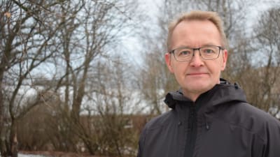 Antti Heikkilä beskyllde Reijo Laatikainen för kopplingar till storskaligt jordbruk.