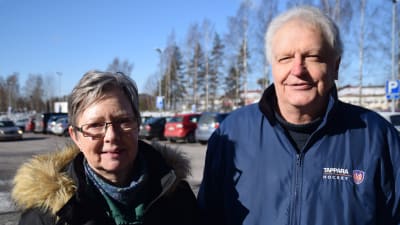 en man och en kvinna.