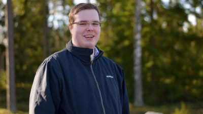 Porträttbild på Axel Jormanainen.