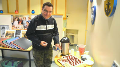 Pär-Erik Sjöström firar Yle Östnyland 50 år.