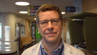 Infektionsöverläkare Juha Salonen på Vasa centralsjukhus.
