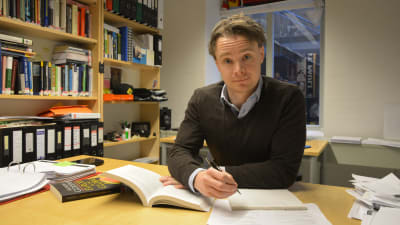 Thomas Karv, statsvetare på Åbo Akademi i Vasa.