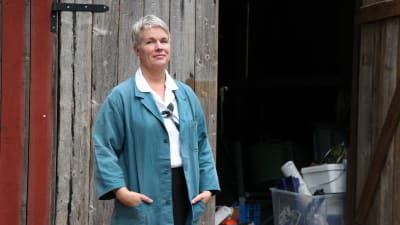 Nina Båge spelar en av huvudrollerna i Stenplockerskorna.