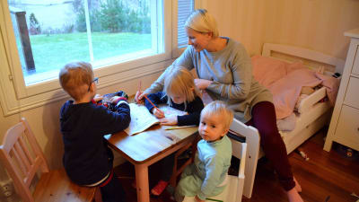 Albin, Alice, Alvar och Johanna Backman.