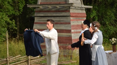 personer i teaterpjäs