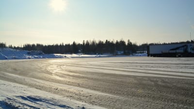 ABC-stationens parkeringsplats för långtradare i Gammelby i Lovisa.