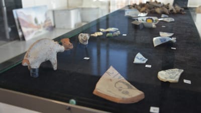 Arkeologiska fynd från Salutorget i Åbo.