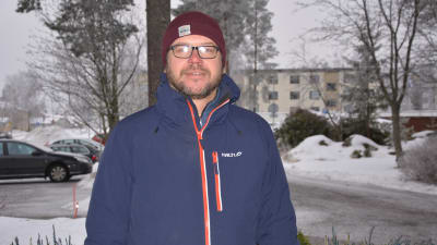 Väljare röstar i presidentvalet i Smedsby.