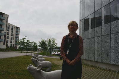 Taina Mikkonen jobbar på avdelningen för djurens välmående